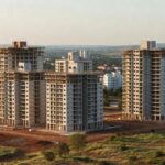 Empreendimento imobiliário Reserva do Parque em Brasília, com 7 mil apartamentos e investimento de R$ 1 bi, vista de prédios em construção.