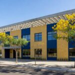 Fachada da nova unidade do Na Hora em Samambaia, Distrito Federal, inaugurada pela Sejus-DF.