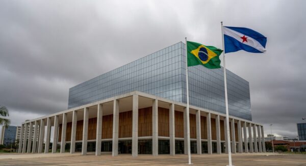 Edifício do Tribunal de Justiça do Distrito Federal em Brasília, representando repúdio a ataques racistas.