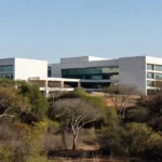 Hospital moderno em Brasília, DF, simbolizando proposta de internação involuntária humanizada